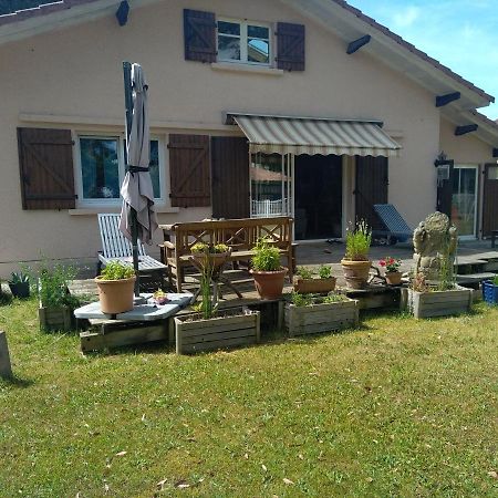Bed and Breakfast Surf House à Léon Extérieur photo